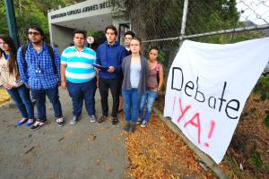 Estudiantes piden Debate ¡YA! (FOTO)