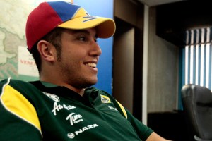 El venezolano Rodolfo González será piloto reserva de Marussia este año