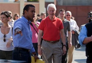 Fundación Clinton otorga 700.000 dólares a Haití