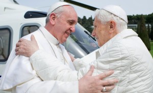 El encuentro entre dos Papas (Fotos)