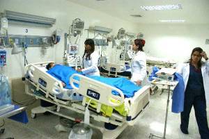 Más de 12 mil médicos han renunciado a hospitales del país