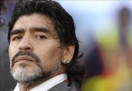 Maradona dice que su “sueño pequeñito” sería entrenar a Messi en el Barça