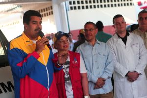Nicolás Maduro inspeccionó el Hospital Periférico de Coche