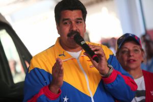 Maduro acusa a Capriles de conspirar contra su país desde EEUU