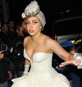 ¿Suenan campanas de boda para Lady Gaga?