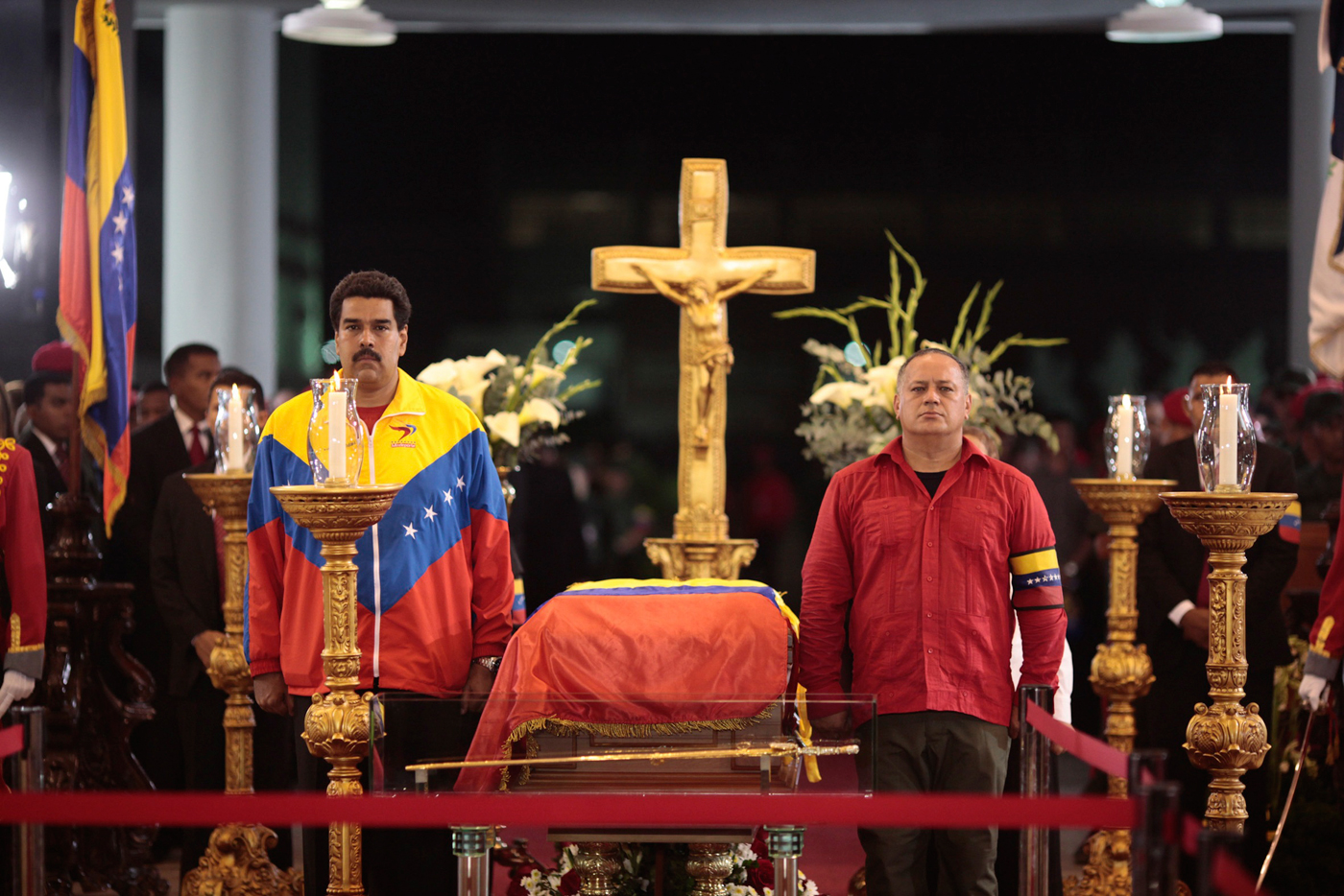 … y Maduro se atornilla