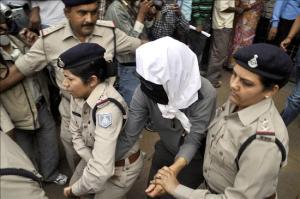 La Policía india presenta cargos contra acusados de violar a la turista suiza