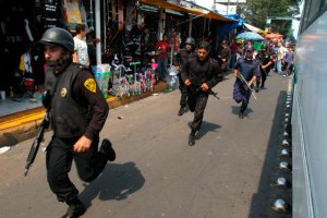 Dos policías muerieron baleados en México