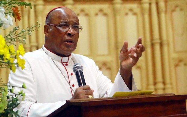 Cardenal sudafricano afirma que pedofilia no es una “condición criminal”