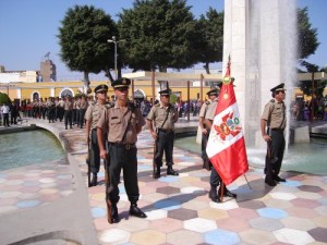 Renuncia jefe de la policía por aumento de la criminalidad en Perú