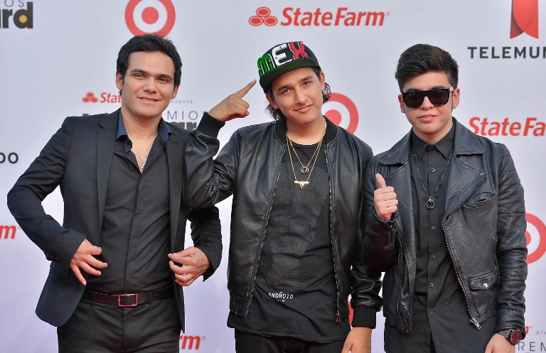 Así desfilaron las estrellas en la alfombra roja de los Billboard Latino (Fotos)