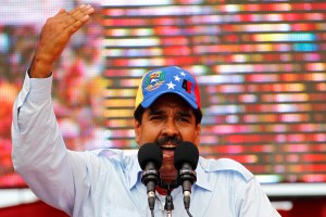 En acto de campaña Maduro ordena militarización de subestaciones eléctricas (VIDEO)