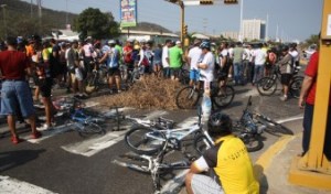 Fiscalía presentará a hombre por muerte de ciclistas en Lecherías