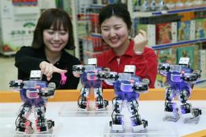 Robots bailan “Gentleman” de Psy (Foto)