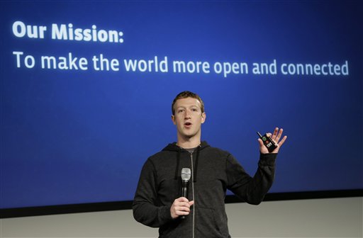 Facebook remuneró a Mark Zuckerberg con 1,99 millones de dólares en 2012