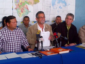 Américo De Grazia: Gobernador del estado Bolívar y el Psuv llaman a la violencia