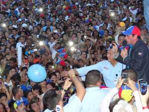 Capriles: Saldremos a marchar para que ellos sepan que no nos ponemos de rodillas