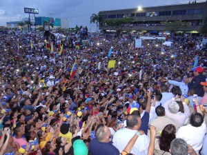 MULTITUDINARIA: Así fue la asamblea de Capriles en Bolívar (Fotos)