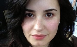 Demi Lovato sin maquillaje (Foto)