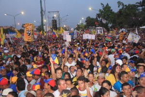 Barquisimero se volcó a Capriles (Fotos)