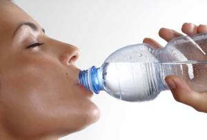 La hidratación tiene que ser primordial para el ser humano