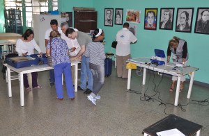 Así comenzó el proceso de instalación de las mesas electorales (Fotos)