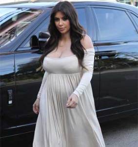 Kim Kardashian irá a juicio y embarazada