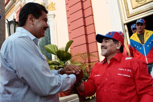 Maradona-Maduro-Foto-Télam
