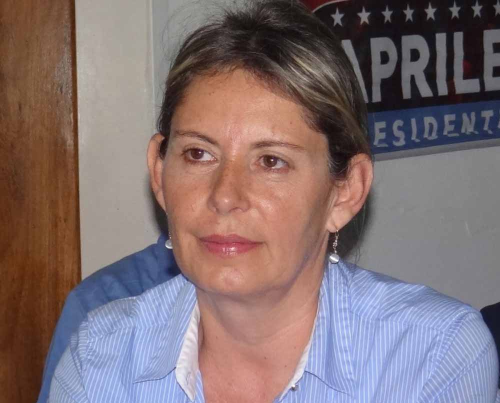 Olivia Lozano: Nicolás no se pronuncia sobre temas importantes para los venezolanos