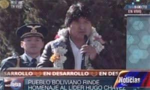 Pueblo boliviano rinde homenaje a Chávez (Video)
