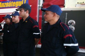 Explota camioneta en atentado contra periodista de Anzoátegui