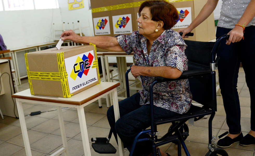 Lucena: El voto asistido es sólo para las personas que realmente lo necesiten