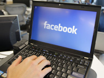 Facebook cierra “jornada del desnudo” contra censura en esa red social