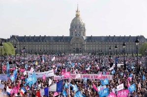 El parlamento francés aprobó el matrimonio homosexual
