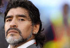 Maradona no esconde su preferencia por el partido oficialista