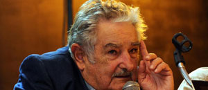Mujica invita a Cartes a participar en la Cumbre del Mercosur
