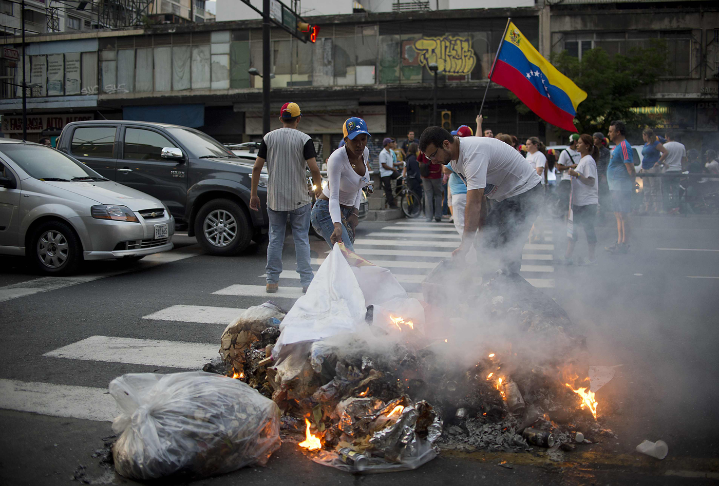 El Nuevo Herald: Venezuela al filo de crisis institucional