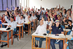 Profesores del estado Bolívar cumplirán con paro indefinido