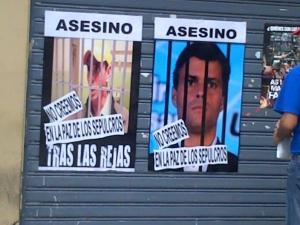 Estos afiches en el centro de Caracas “No creen en la paz del sepulcro” (Foto)