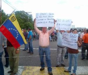 Protestan por reducción de vuelos en aeropuerto del Táchira