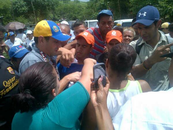 .@hcapriles sobre protesta nudista en Petare: Contrataron a actores para montar sus ollitas
