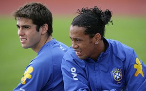 Ronaldinho y Kaká no van pa´el baile en Copa Confederaciones