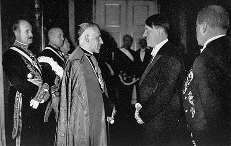 El papa Pío XII sabía del Holocausto desde el inicio: trató de alertar a los EEUU pero no le creyeron