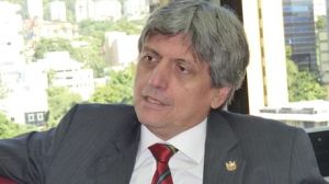 Gobierno de Perú da por terminadas las funciones del embajador en Venezuela