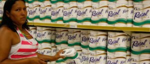 Venden papel higiénico de forma “regulada” en supermercados de la isla