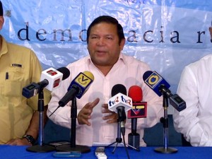 Andrés Velásquez solicitó ante Fiscalía apertura de investigación al Gobernador Rangel Gómez