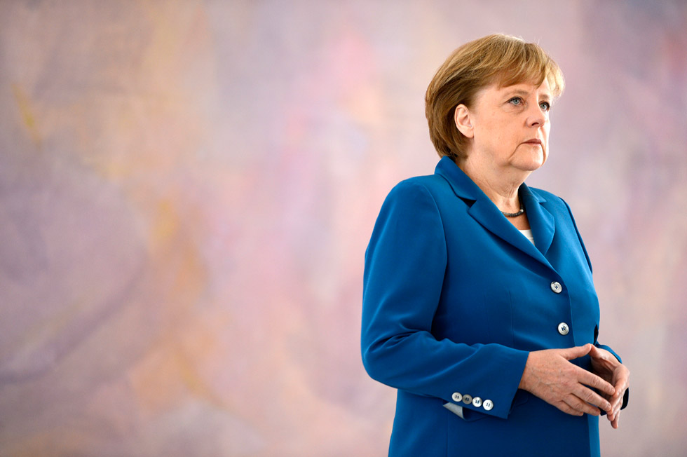 Merkel asegura que su relación con Hollande es “buena”