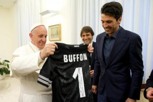 El papa Francisco recibió al Juventus