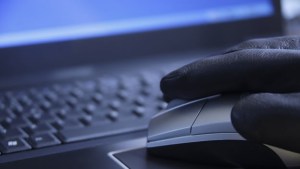 Ladrones cibernéticos robaron USD 45 millones