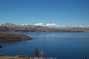 Arqueología subacuática para revelar secretos sumergidos del lago Titicaca